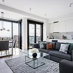 Towarowa Towers Appartement *