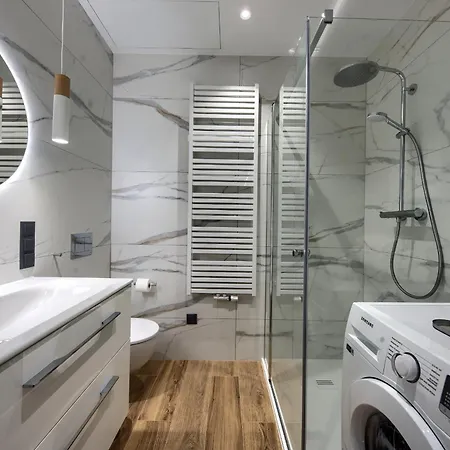 Towarowa Towers Lejlighed