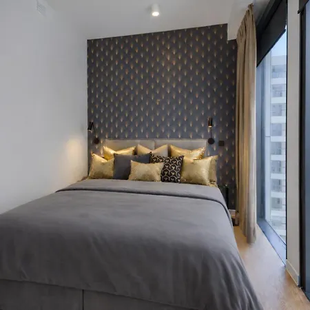 Towarowa Towers Lejlighed